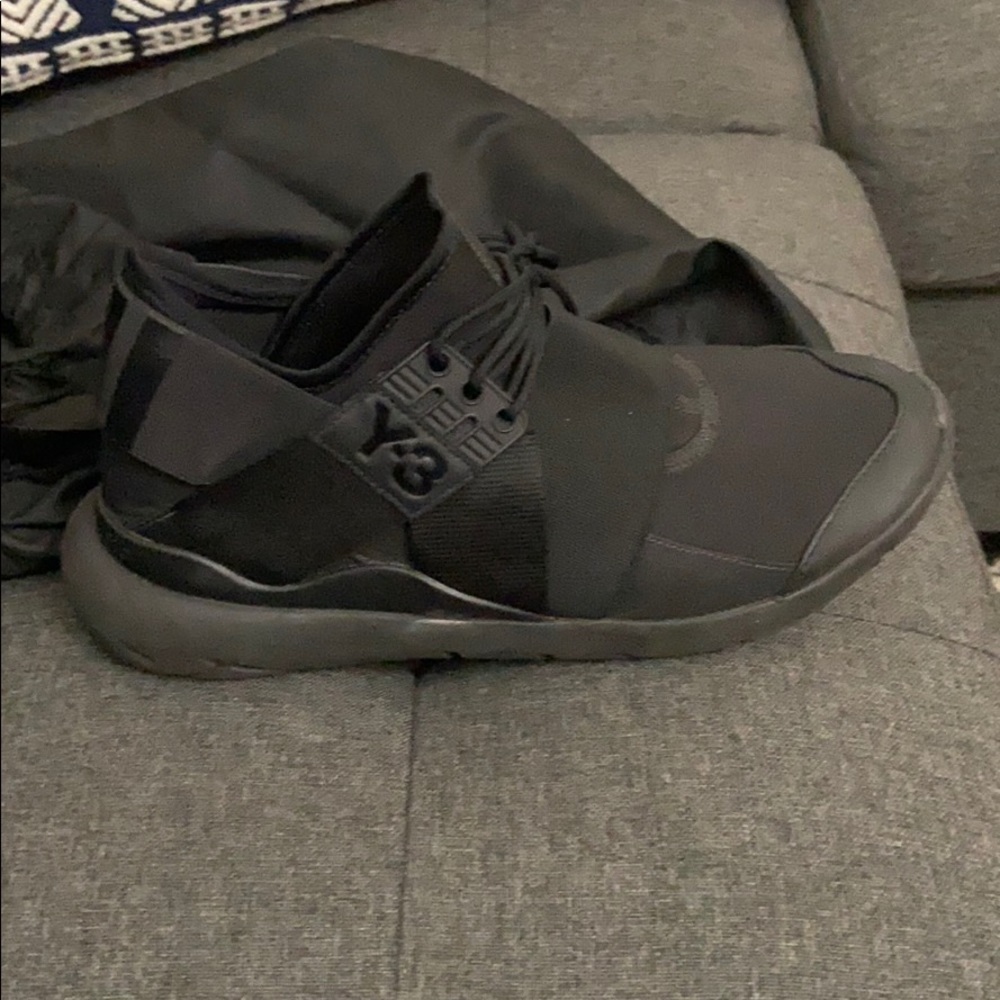 Y3 women’s sneakers